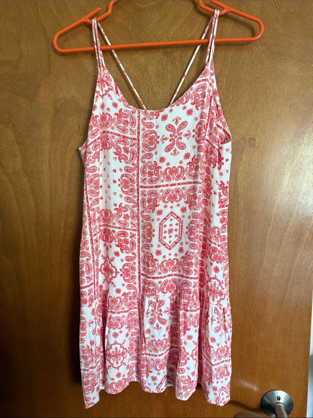 EN Crème Women's Red Paisley Print Sundress - Lightweight Spaghetti Strap